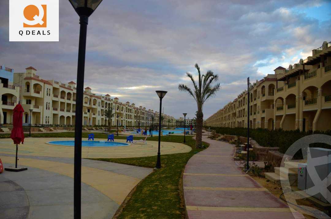 https://aqarmap.com.eg/ar/listing/3992328-for-sale-ain-elsokhna-resorts-lsyryn-blm-bytsh