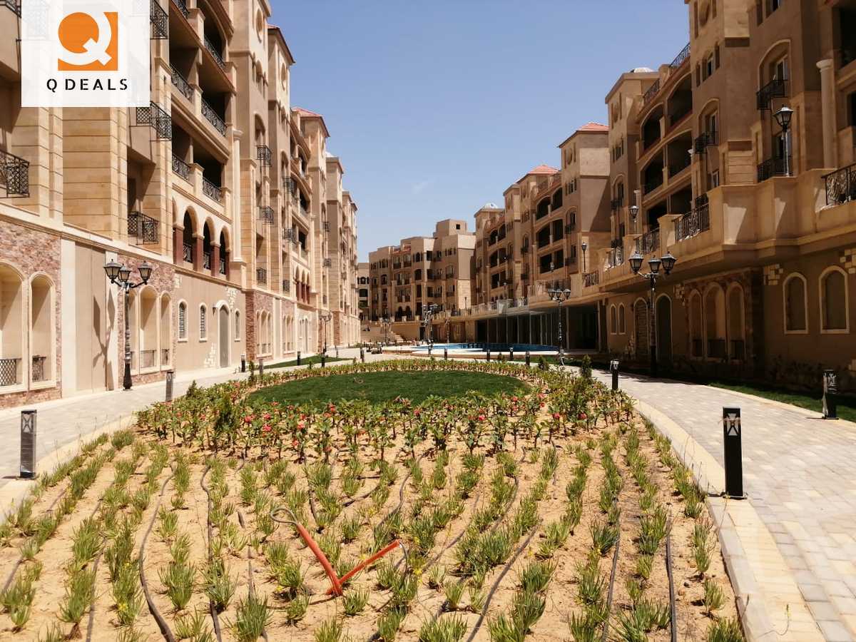 https://aqarmap.com.eg/en/listing/5408389-for-sale-cairo-new-cairo-compounds-rock-vera