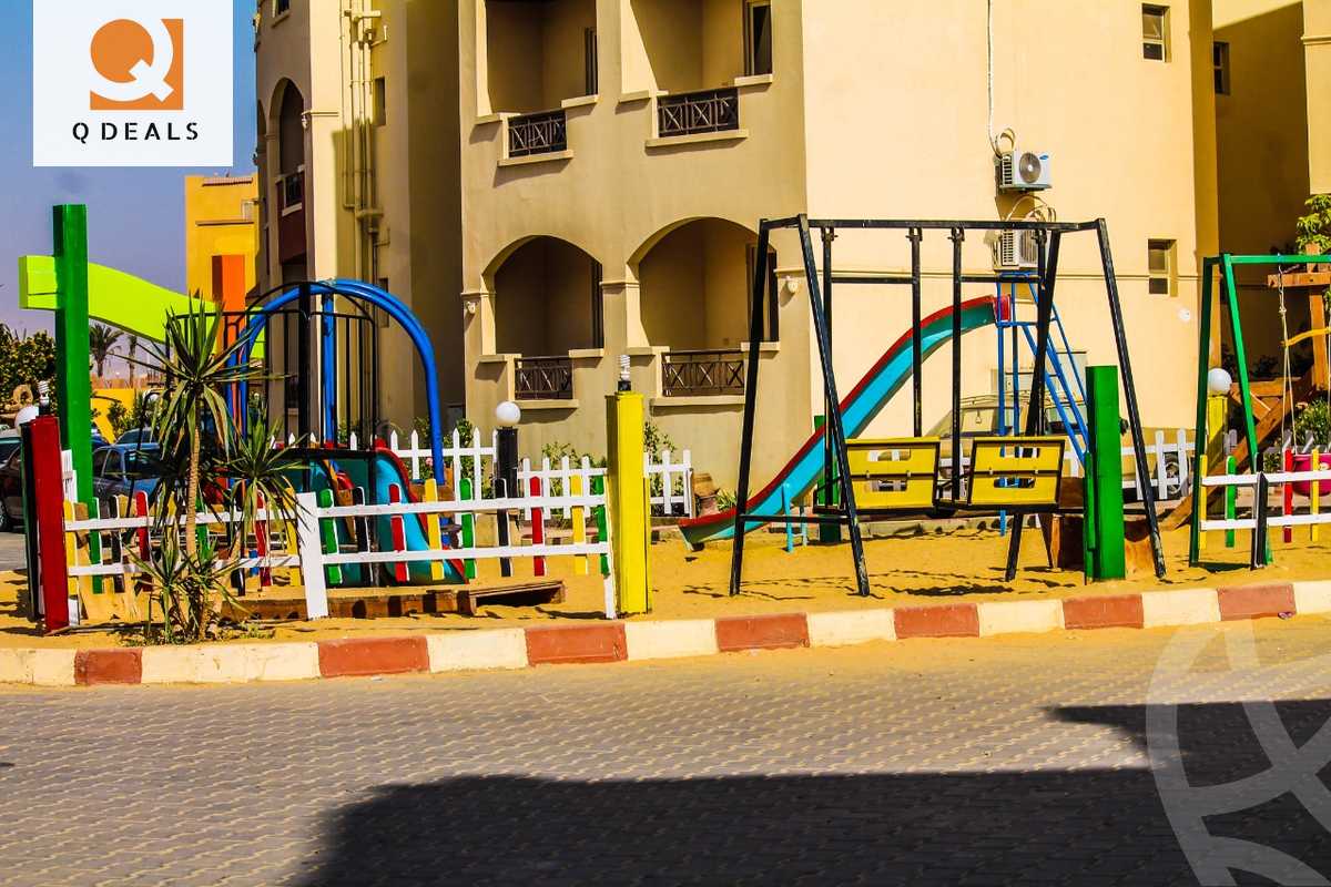 https://aqarmap.com.eg/ar/listing/4018322-for-sale-ain-elsokhna-resorts-lsyryn-blm-bytsh