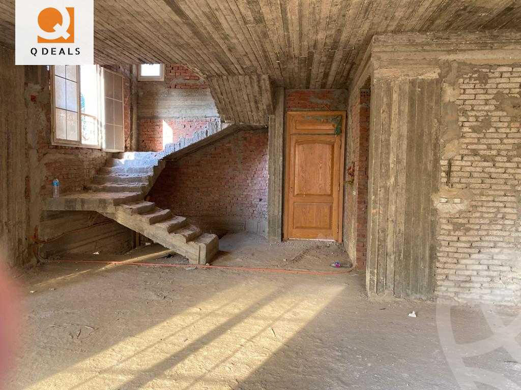 https://aqarmap.com.eg/en/listing/4189700-for-sale-cairo-new-cairo-compounds-la-rose