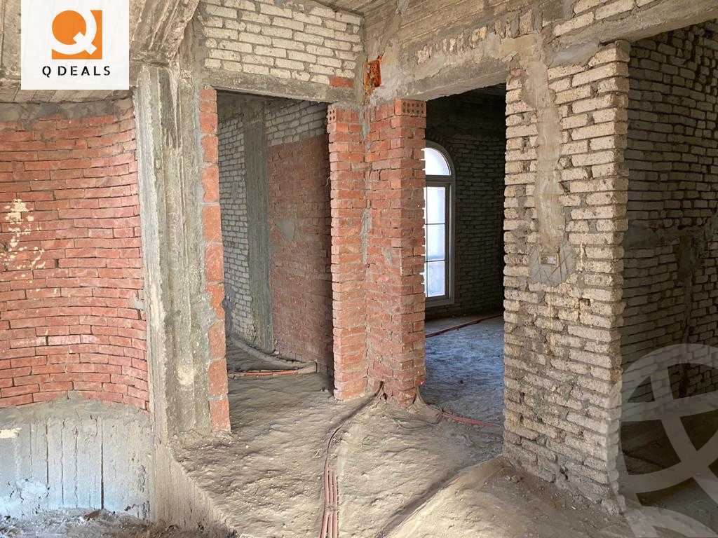 https://aqarmap.com.eg/en/listing/4189700-for-sale-cairo-new-cairo-compounds-la-rose
