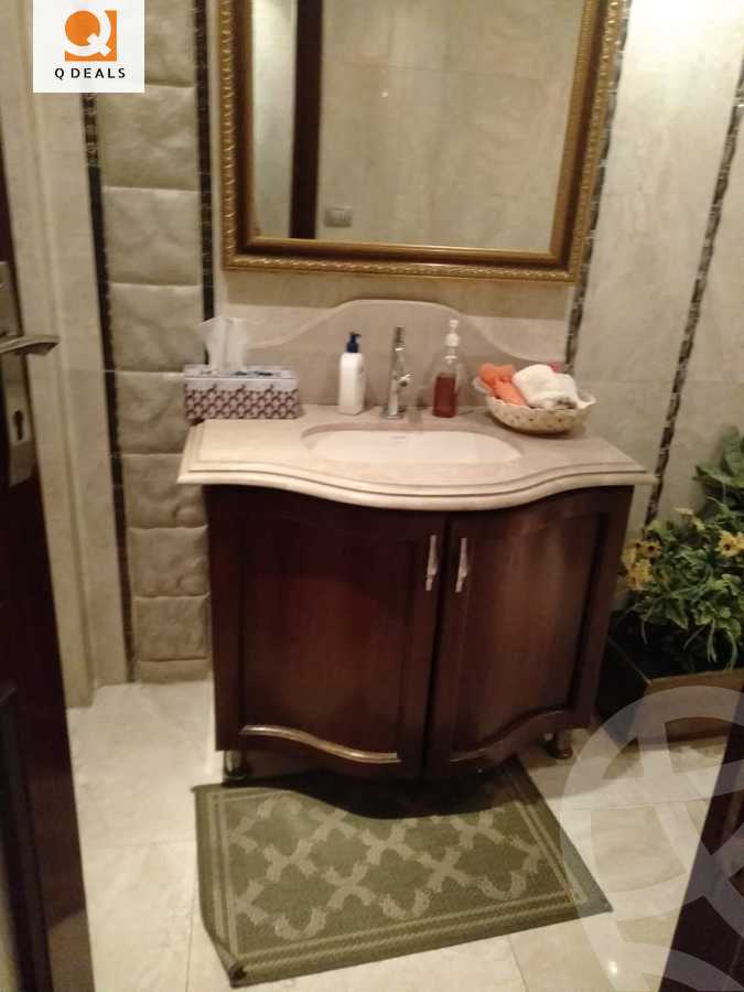 https://aqarmap.com.eg/en/listing/4229715-for-sale-cairo-new-cairo-compounds-la-rose
