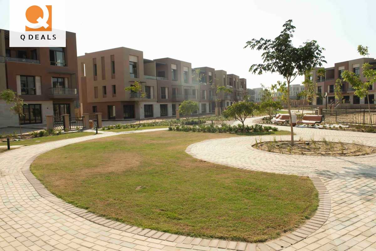 https://aqarmap.com.eg/en/listing/4276574-for-sale-new-cairo-compounds-town-homes-district-5