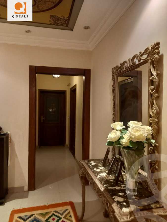 https://aqarmap.com.eg/en/listing/4316835-for-sale-cairo-new-cairo-first-settlement-mhwr-mstfy-kml