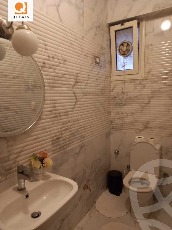 https://aqarmap.com.eg/en/listing/4316835-for-sale-cairo-new-cairo-first-settlement-mhwr-mstfy-kml