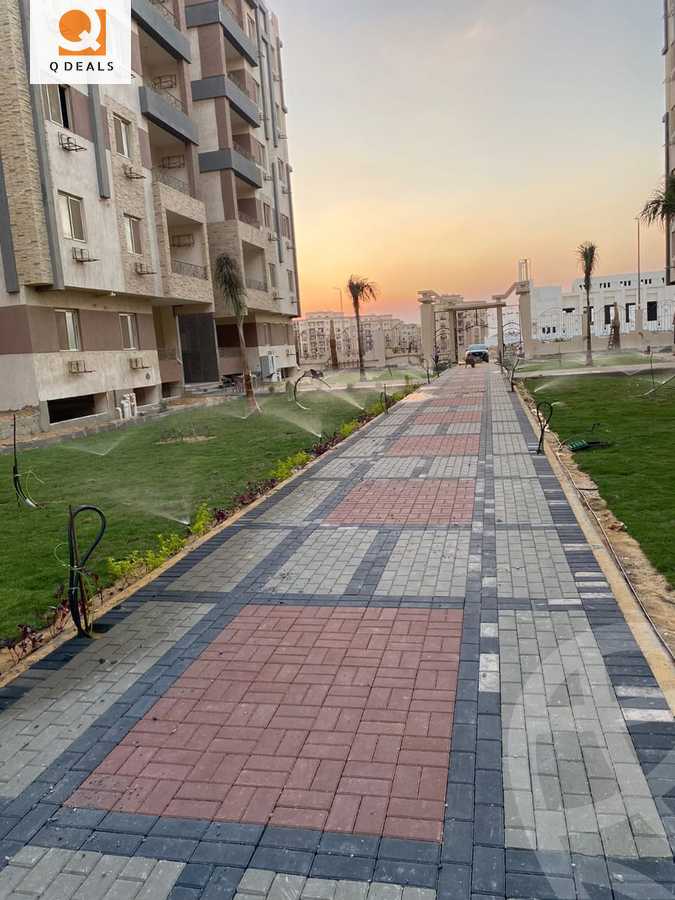 https://aqarmap.com.eg/en/listing/5390046-for-sale-cairo-new-cairo-compounds-loaloat-new-cairo