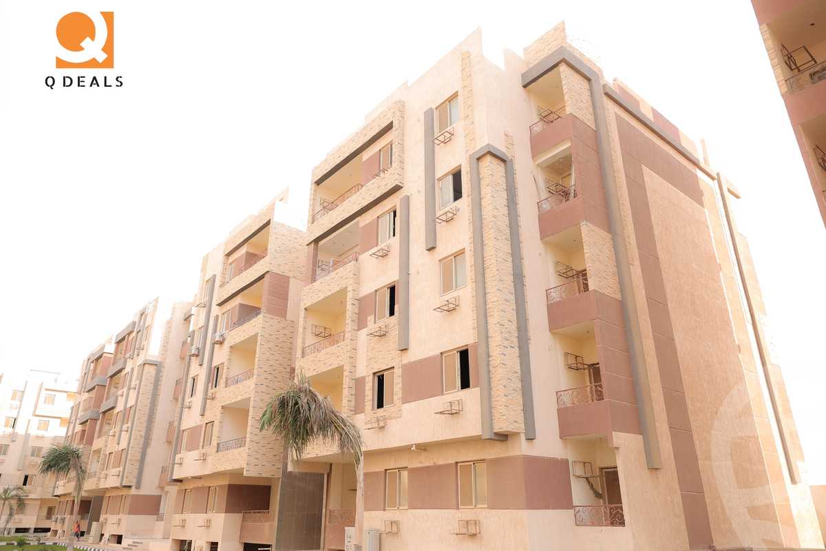 https://aqarmap.com.eg/en/listing/5390046-for-sale-cairo-new-cairo-compounds-loaloat-new-cairo