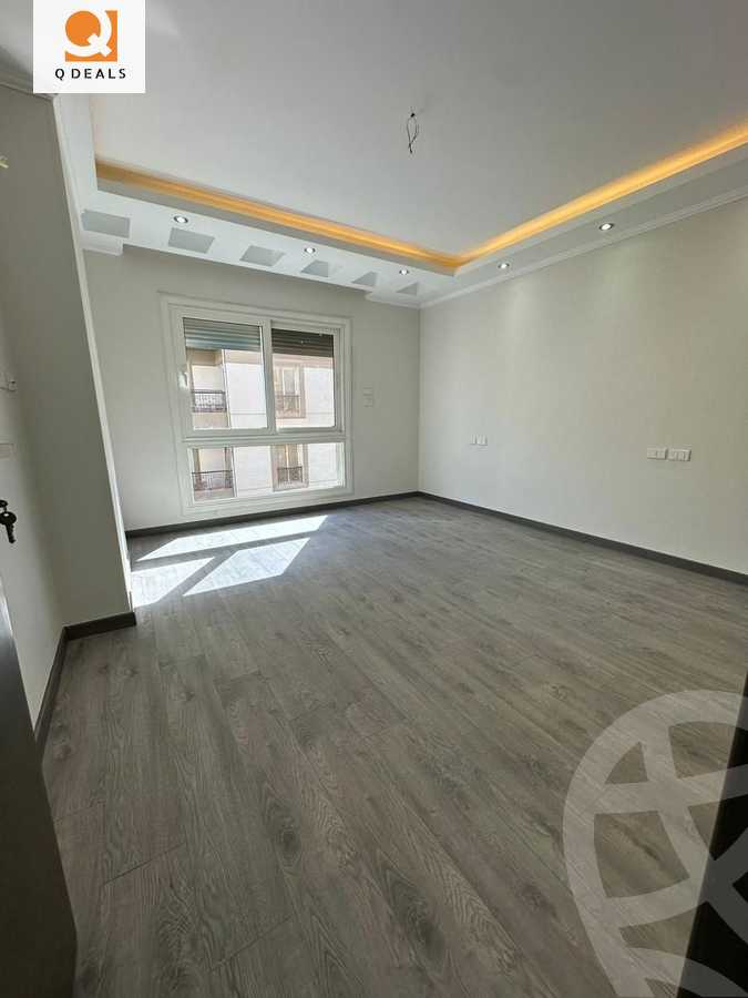 https://aqarmap.com.eg/ar/listing/5405365-for-sale-cairo-new-cairo-compounds-mwrd-fq-llttwyr