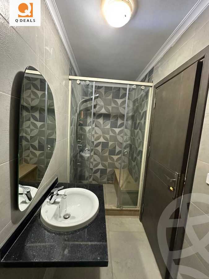 https://aqarmap.com.eg/ar/listing/5405365-for-sale-cairo-new-cairo-compounds-mwrd-fq-llttwyr