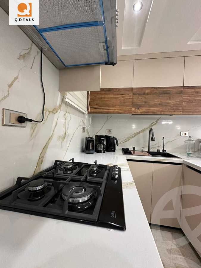 https://aqarmap.com.eg/ar/listing/5436896-for-sale-cairo-new-cairo-compounds-mwrd-fq-llttwyr
