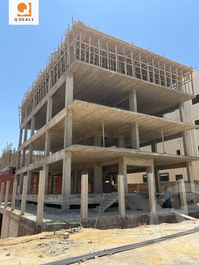 https://aqarmap.com.eg/en/listing/5438746-for-sale-cairo-new-cairo-bait-el-watan-south-suez-road-el-hay-el-takmely