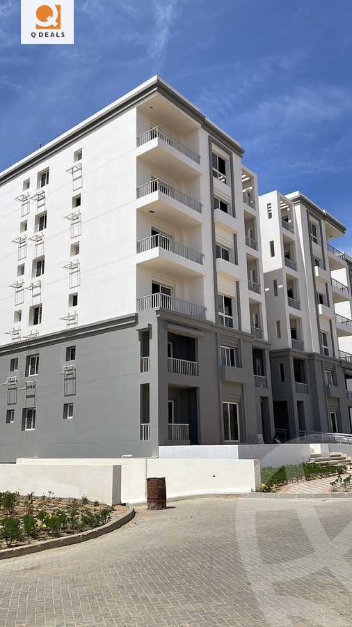 https://aqarmap.com.eg/en/listing/5710662-for-sale-cairo-new-cairo-compounds-hyde-park-centre-ville-hyde-park