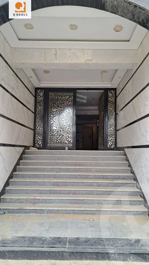 https://aqarmap.com.eg/en/listing/5713445-for-sale-cairo-new-cairo-compounds-town-residence
