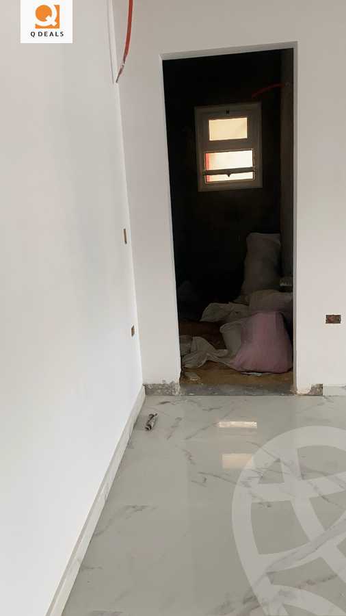 https://aqarmap.com.eg/en/listing/5857838-for-sale-cairo-new-administrative-capital-r7-midtown-condo