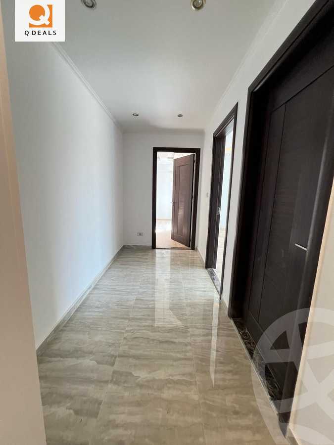 https://aqarmap.com.eg/ar/listing/5867409-for-sale-cairo-new-cairo-compounds-mwrd-fq-llttwyr