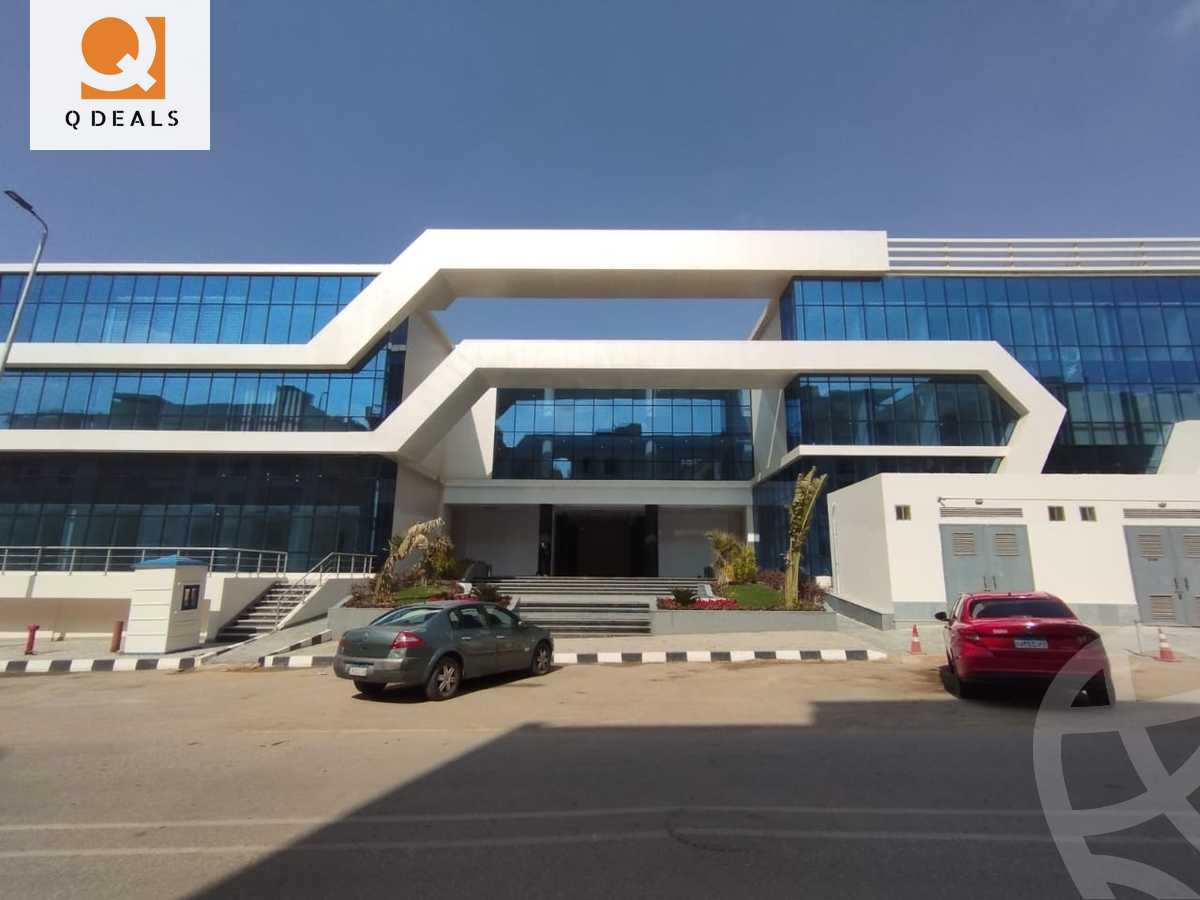 https://aqarmap.com.eg/ar/listing/5958235-for-sale-cairo-new-cairo-compounds-wzwn-ltby-ktlyst-llttwyr