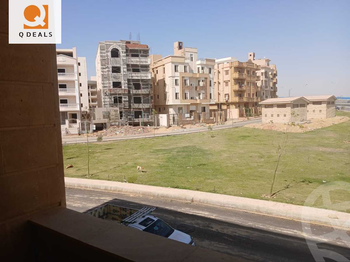 https://aqarmap.com.eg/ar/listing/5970591-for-sale-cairo-new-cairo-mohammed-nagib-axis-st