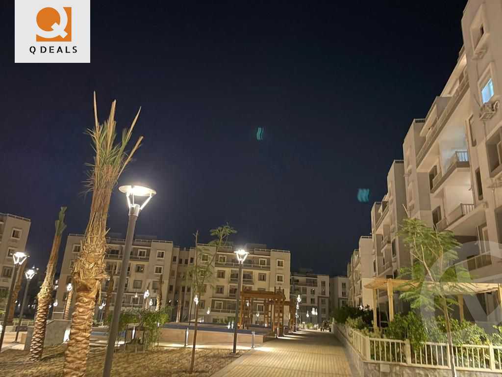 https://aqarmap.com.eg/en/listing/5986864-for-sale-cairo-new-cairo-compounds-jyd