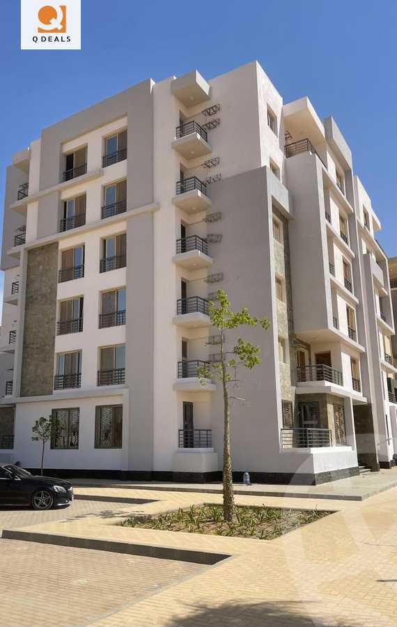 https://aqarmap.com.eg/en/listing/6238028-for-sale-cairo-el-sheikh-zayed-city-lshykh-zyd-ljdyd-west-view-residence-hdp