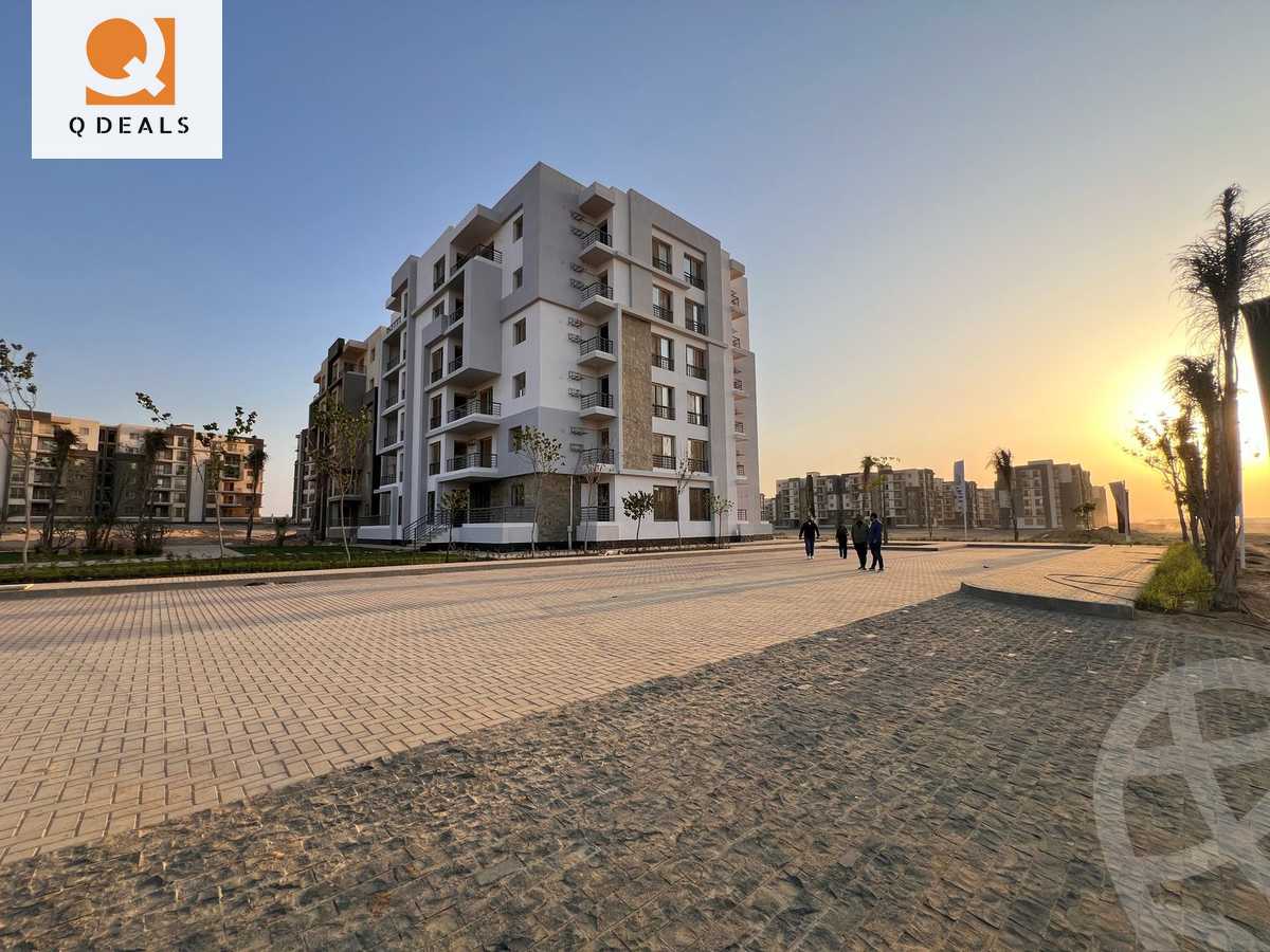 https://aqarmap.com.eg/en/listing/6238028-for-sale-cairo-el-sheikh-zayed-city-lshykh-zyd-ljdyd-west-view-residence-hdp
