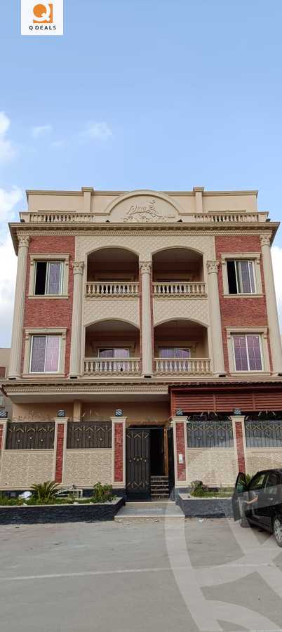 https://aqarmap.com.eg/ar/listing/6303883-for-sale-cairo-new-cairo-el-yassamin-el-yasmeen-3-mohamed-rahim-st