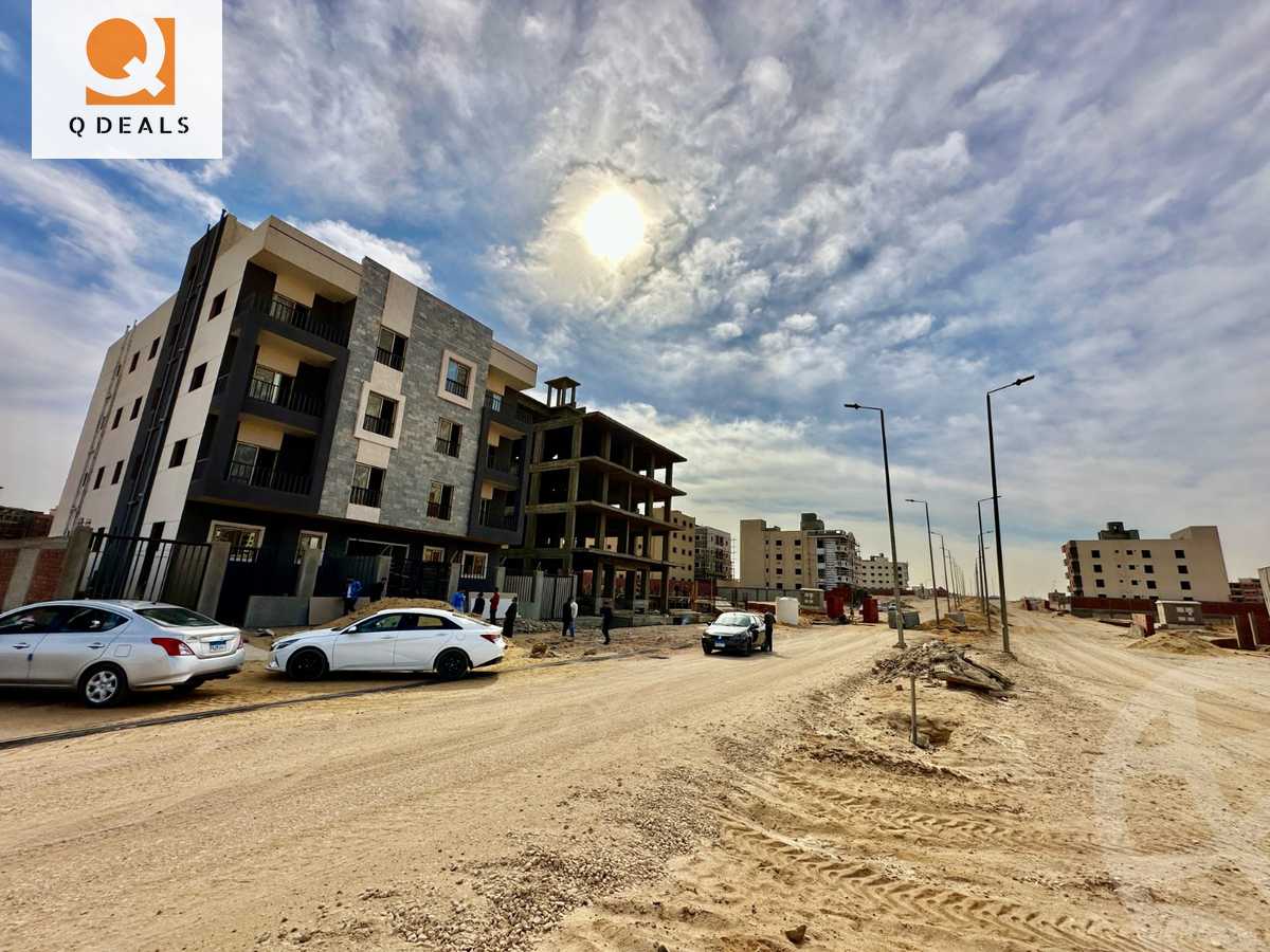 https://aqarmap.com.eg/en/listing/6304867-for-sale-cairo-new-cairo-bait-el-watan-sixth-neighborhood