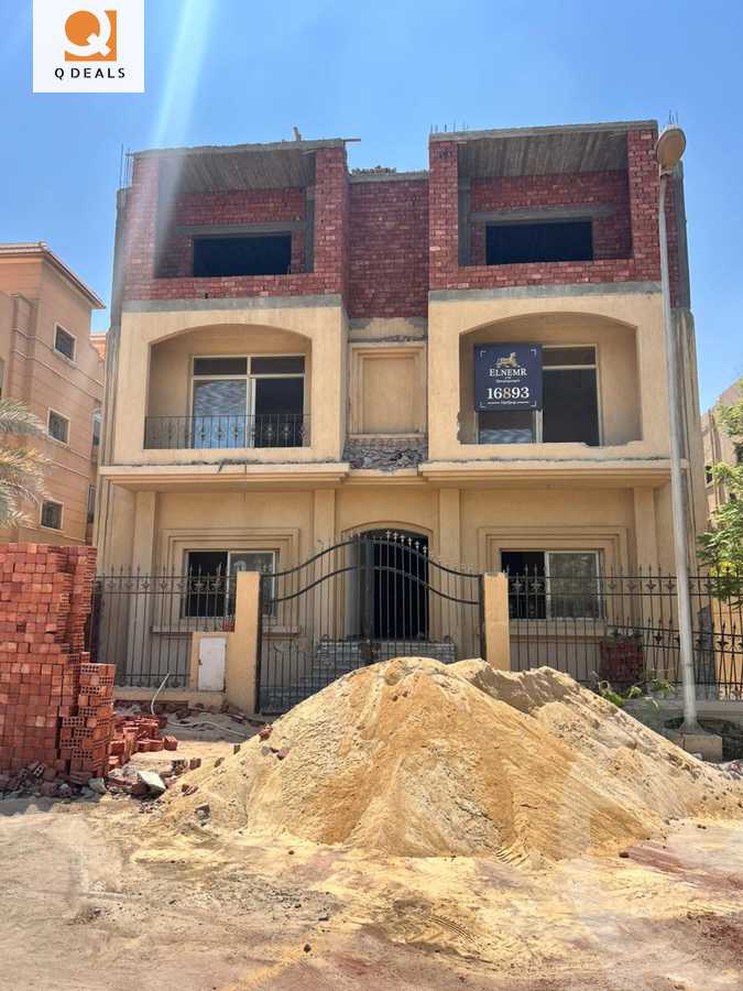 https://aqarmap.com.eg/ar/listing/6309536-for-sale-cairo-new-cairo-ganob-el-akadamiya-south-academy-g-sedki-suliman-st
