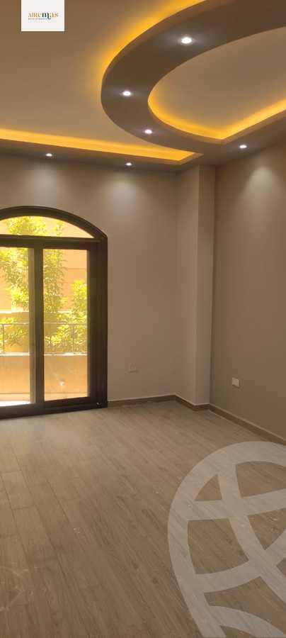 https://aqarmap.com.eg/en/listing/3779039-for-sale-cairo-el-sheikh-zayed-city-el-hay-elthamen-area-2