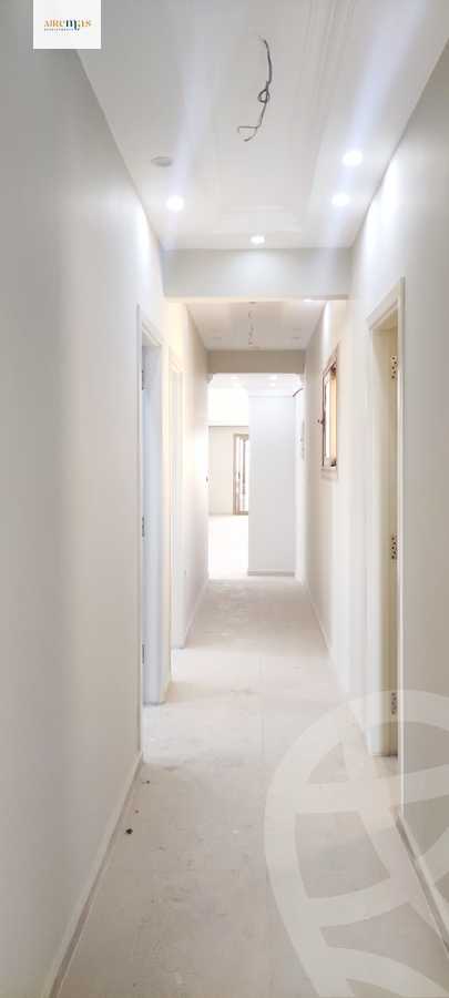 https://aqarmap.com.eg/ar/listing/4047634-for-sale-cairo-el-sheikh-zayed-city-el-hay-el-thaleth-ashaer-area-1-el-salam-st