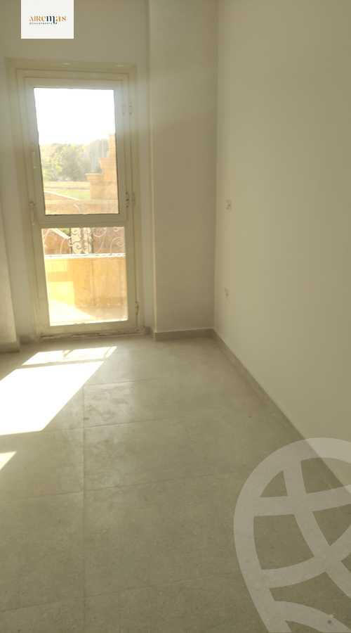 https://aqarmap.com.eg/ar/listing/4067479-for-sale-cairo-el-sheikh-zayed-city-el-hay-eltaseaa-area-4