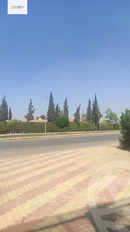 https://aqarmap.com.eg/en/listing/4047693-for-sale-cairo-el-sheikh-zayed-city-el-hay-el-thaleth-ashaer-area-1-el-salam-st
