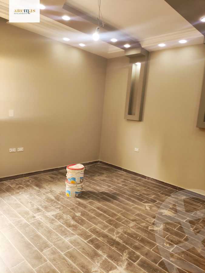 https://aqarmap.com.eg/ar/listing/3973043-for-sale-cairo-el-sheikh-zayed-city-el-hay-el-thaleth-ashaer