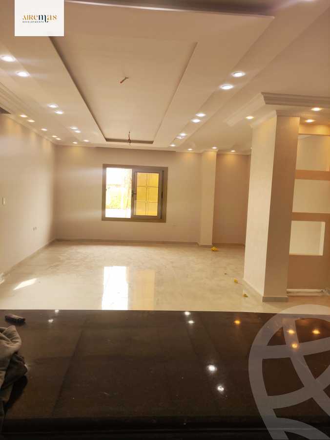 https://aqarmap.com.eg/en/listing/4047693-for-sale-cairo-el-sheikh-zayed-city-el-hay-el-thaleth-ashaer-area-1-el-salam-st