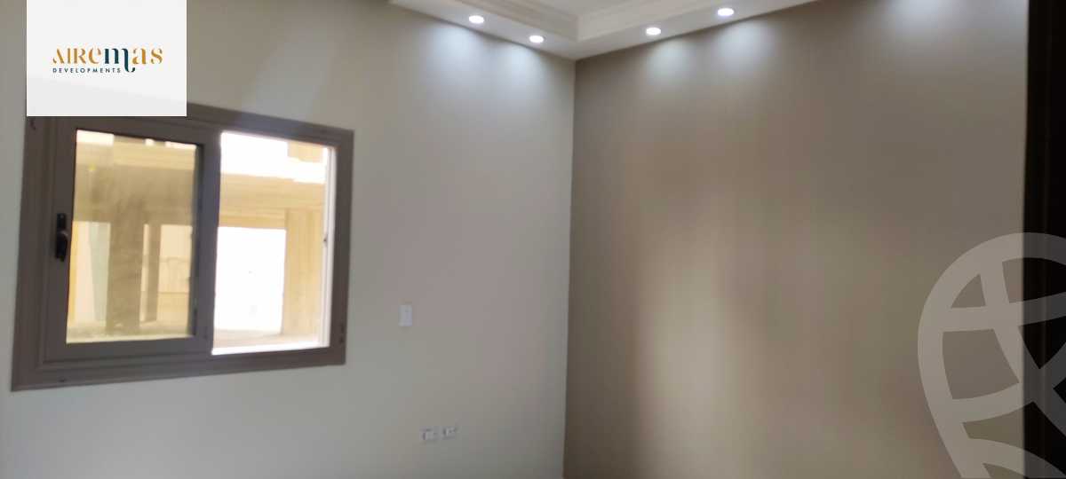 https://aqarmap.com.eg/ar/listing/4162457-for-sale-cairo-el-sheikh-zayed-city-el-hay-el-thaleth-ashaer-area-1-el-salam-st