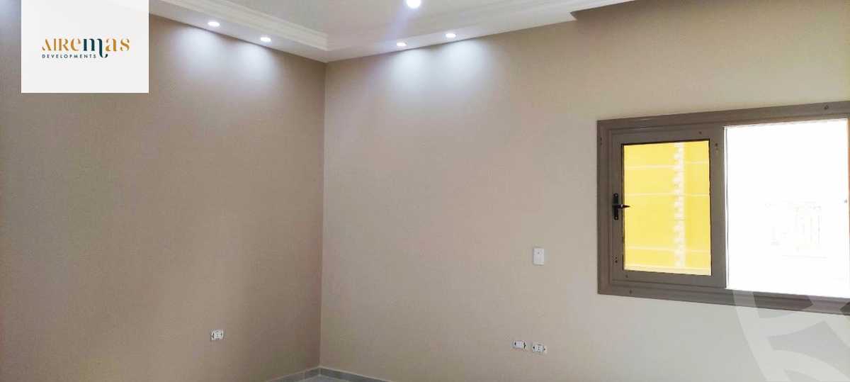 https://aqarmap.com.eg/en/listing/4215354-for-sale-cairo-el-sheikh-zayed-city-el-hay-el-thaleth-ashaer-area-1-el-salam-st