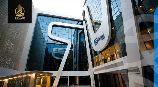 https://aqarmap.com.eg/ar/listing/4752909-for-sale-cairo-new-cairo-compounds-bznys-bls-ktlyst-llttwyr