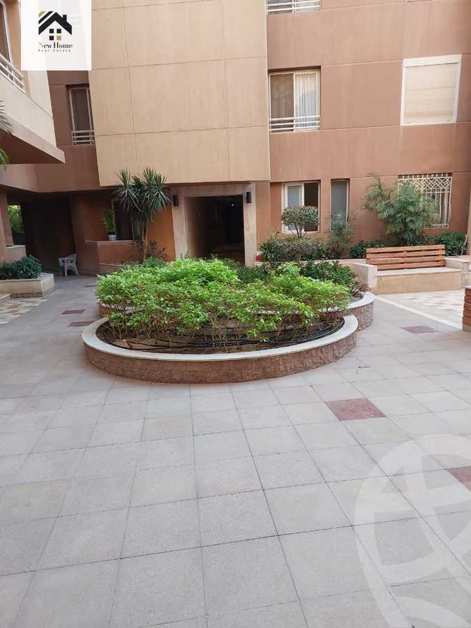 https://aqarmap.com.eg/ar/listing/5200211-for-sale-cairo-el-sheikh-zayed-city-compounds-jewar