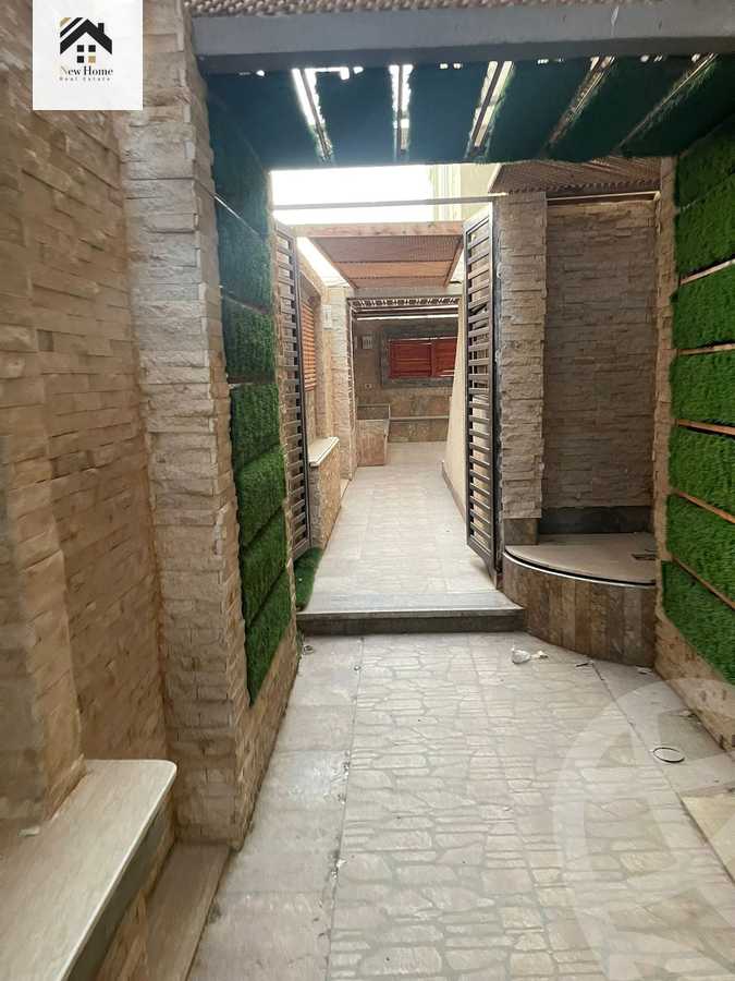 https://aqarmap.com.eg/en/listing/5217097-for-sale-cairo-new-cairo-compounds-el-mostashareen-compound