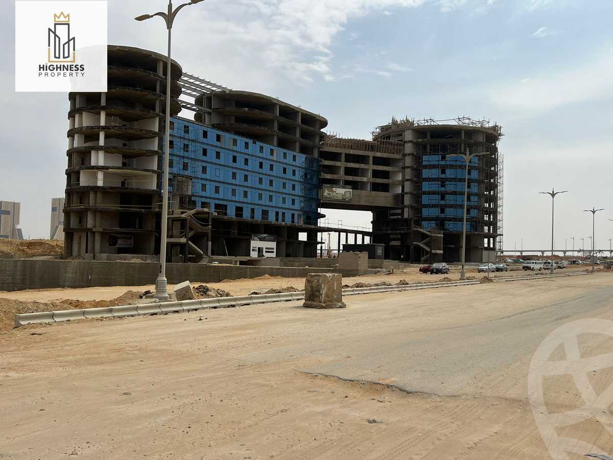 https://aqarmap.com.eg/en/listing/4568017-for-sale-cairo-new-administrative-capital-mu23-swq-ldhhb-mwl-y-sy-jrwb