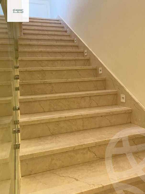 https://aqarmap.com.eg/en/listing/4632053-for-rent-cairo-new-cairo-compounds-mountain-view-hyde-park