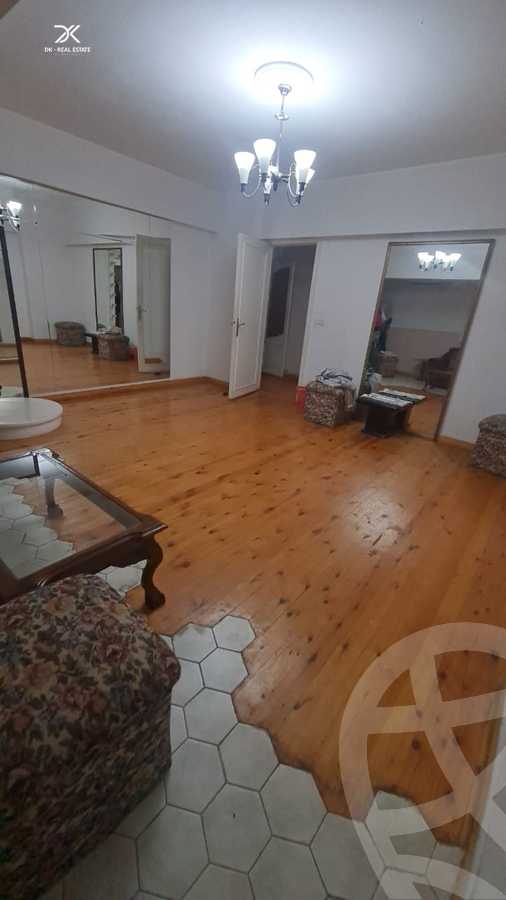 https://aqarmap.com.eg/ar/listing/3862230-for-sale-alexandria-miami-shr-jml-bd-lnsr