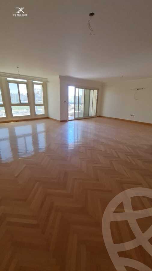 https://aqarmap.com.eg/en/listing/4173371-for-sale-terrace-smouha-solik-group