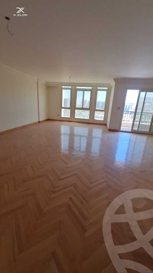 https://aqarmap.com.eg/en/listing/4173371-for-sale-terrace-smouha-solik-group