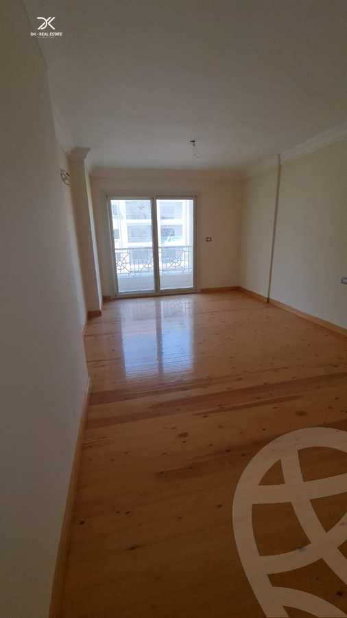 https://aqarmap.com.eg/en/listing/4173371-for-sale-terrace-smouha-solik-group
