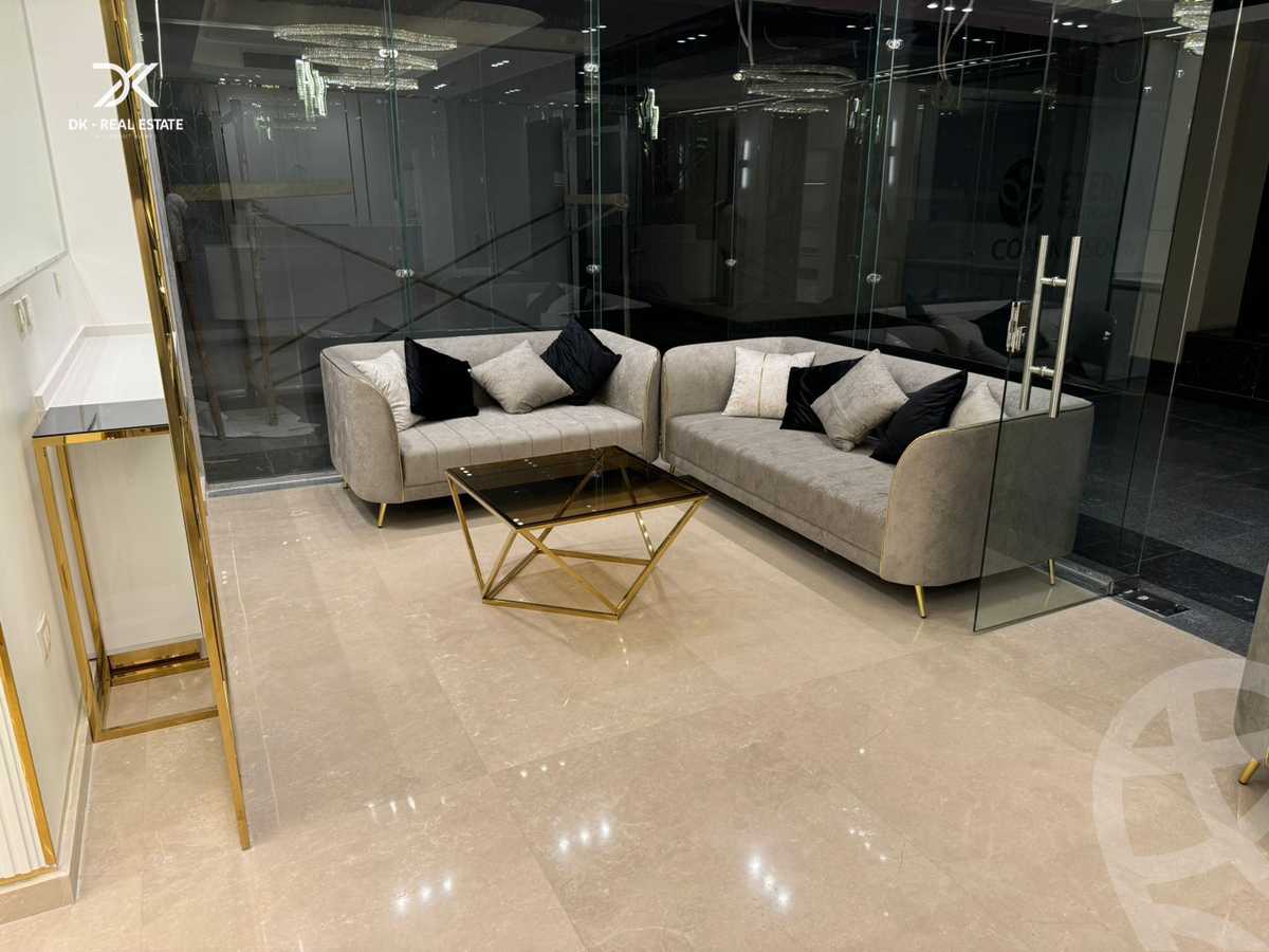 https://aqarmap.com.eg/ar/listing/5280348-for-sale-cairo-new-cairo-compounds-mivida-mivida-business-park-emaar
