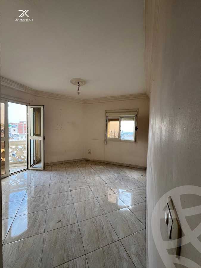 https://aqarmap.com.eg/en/listing/5495336-for-sale-alexandria-moharram-bey-tryq-qn-lswys