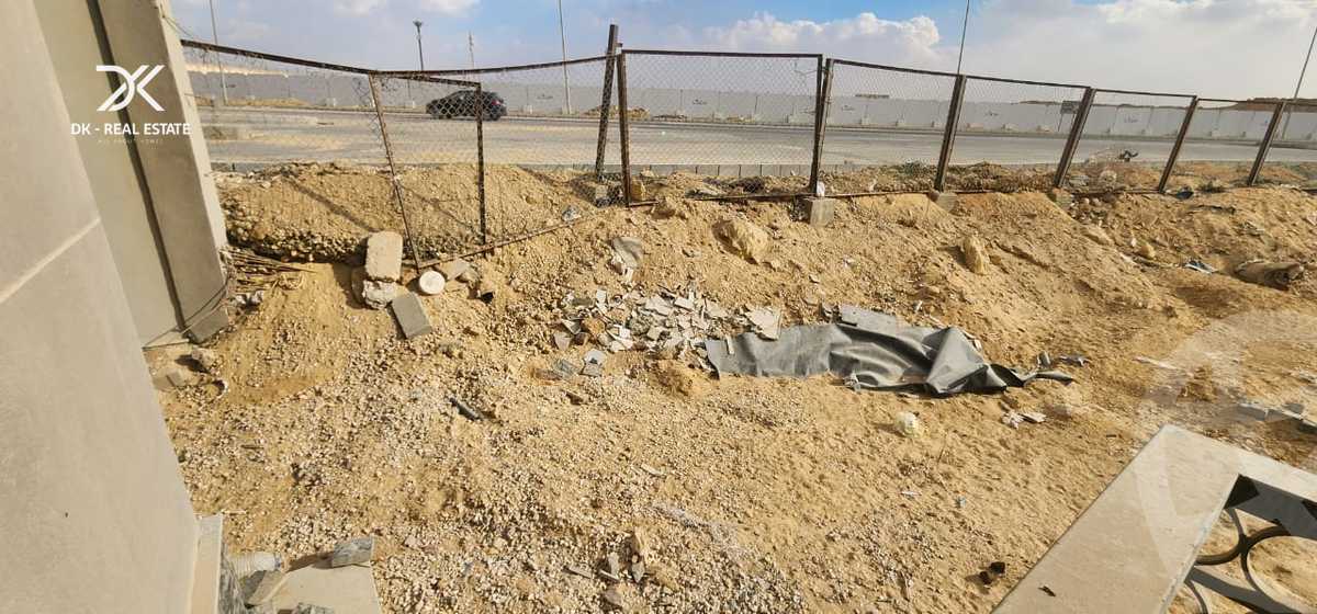 https://aqarmap.com.eg/en/listing/5603993-for-sale-cairo-new-cairo-compounds-town-residence