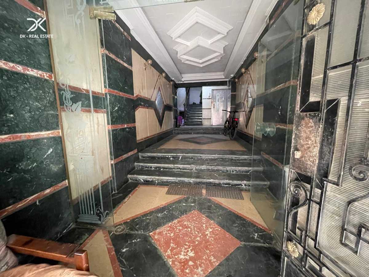 https://aqarmap.com.eg/en/listing/6018151-for-sale-alexandria-lauran-shaarawy-st