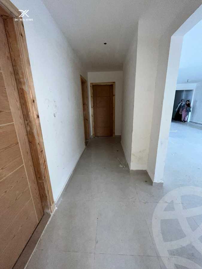 https://aqarmap.com.eg/en/listing/6020796-for-sale-alexandria-smouha-compounds-in-smouha-valore-smouha