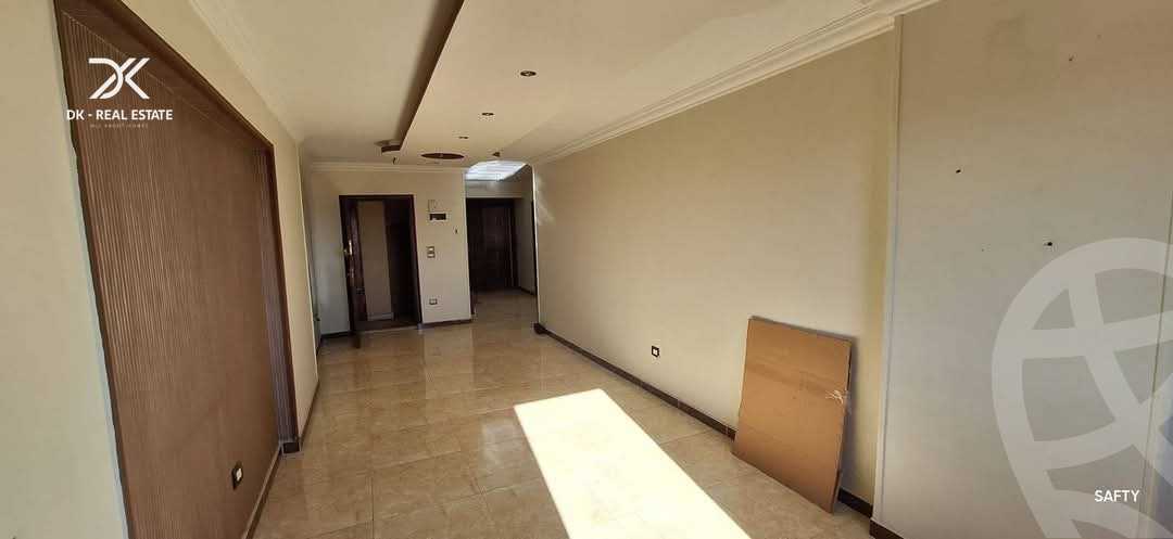 https://aqarmap.com.eg/ar/listing/6028824-for-sale-alexandria-sporting-shr-bwr-s-yd